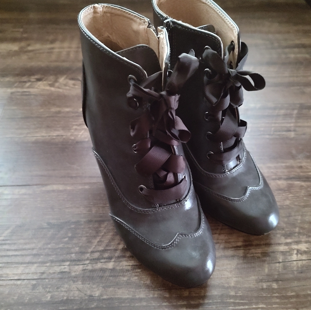 Dolce Nome Marilyn Booties